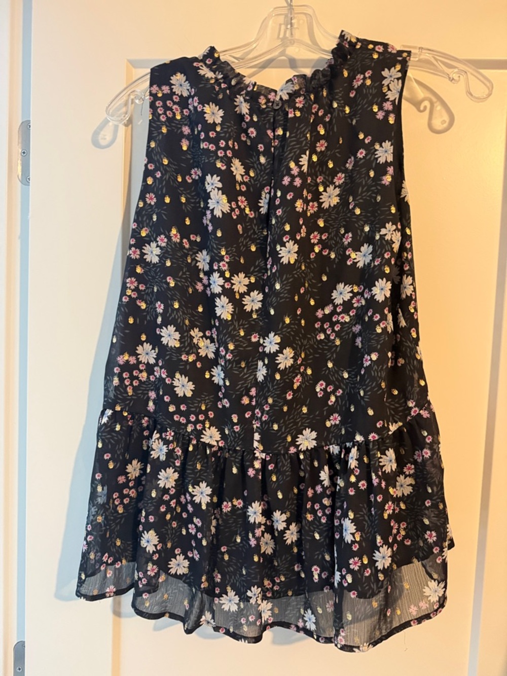 LOFT Black Floral Ruffle-Trim Sleeveless Camisole